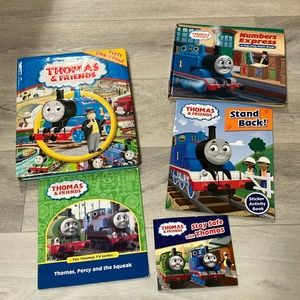 Thomas the tank Engine book lot. Look and find + more